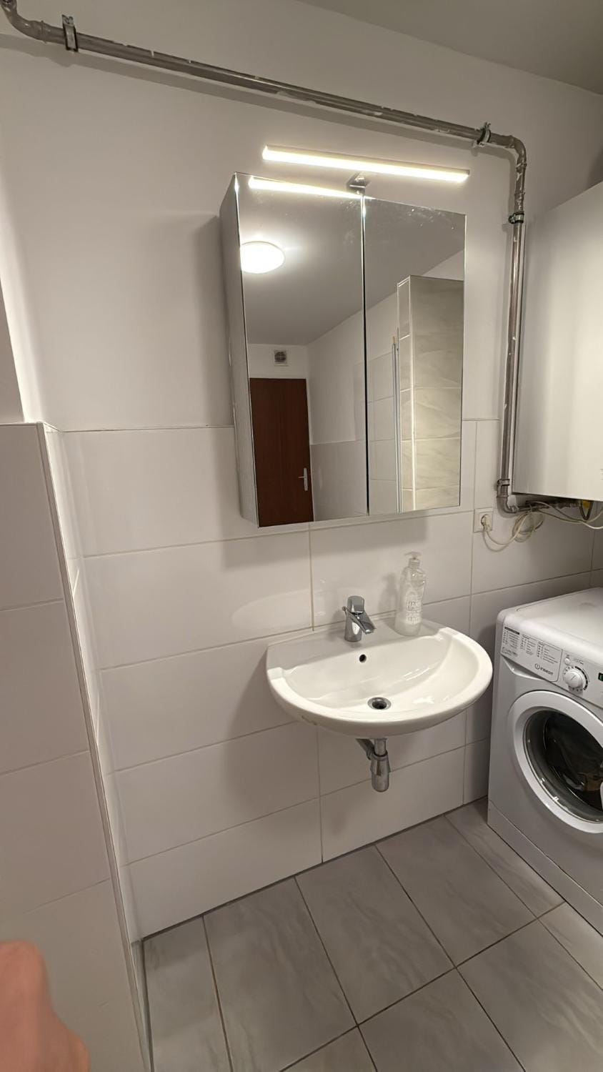 Bathroom, washing machine
