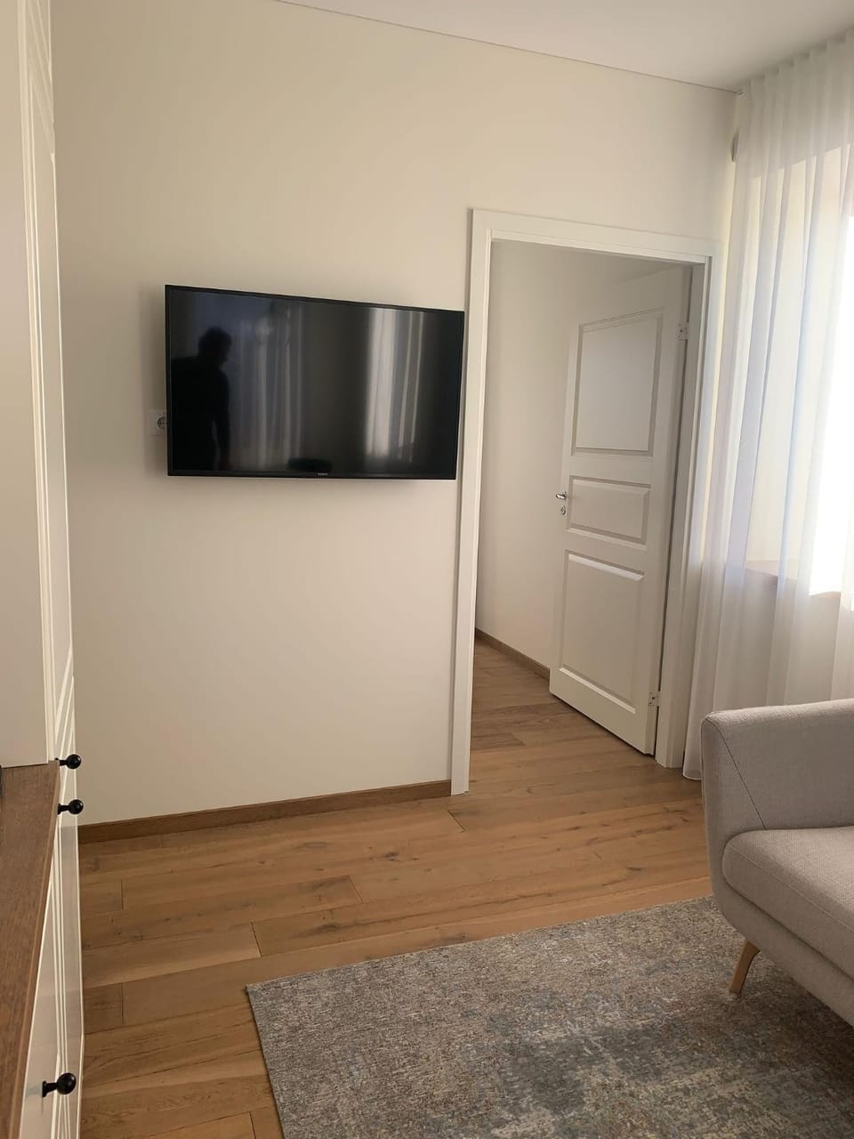 Communal lounge/ TV room, TV and multimedia, Living room, Seating area