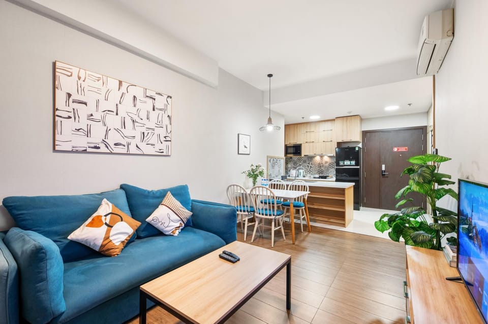 Service Rivergate Apartment Building, Free Pool Apartment in Ho Chi Minh City