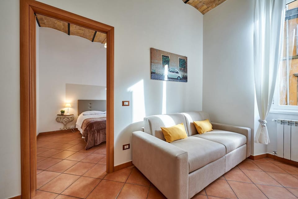 Seating area, Bedroom