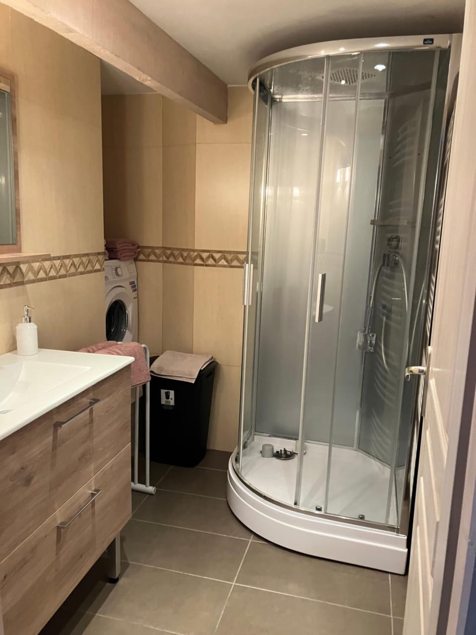 Shower, Bathroom