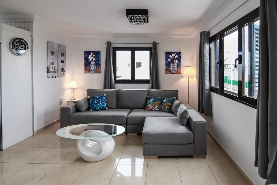 CASA CUADERNA a 150 metros de la playa Apartment in Isla de Lanzarote