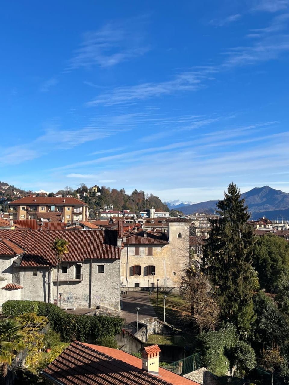 Natural landscape, City view, Mountain view
