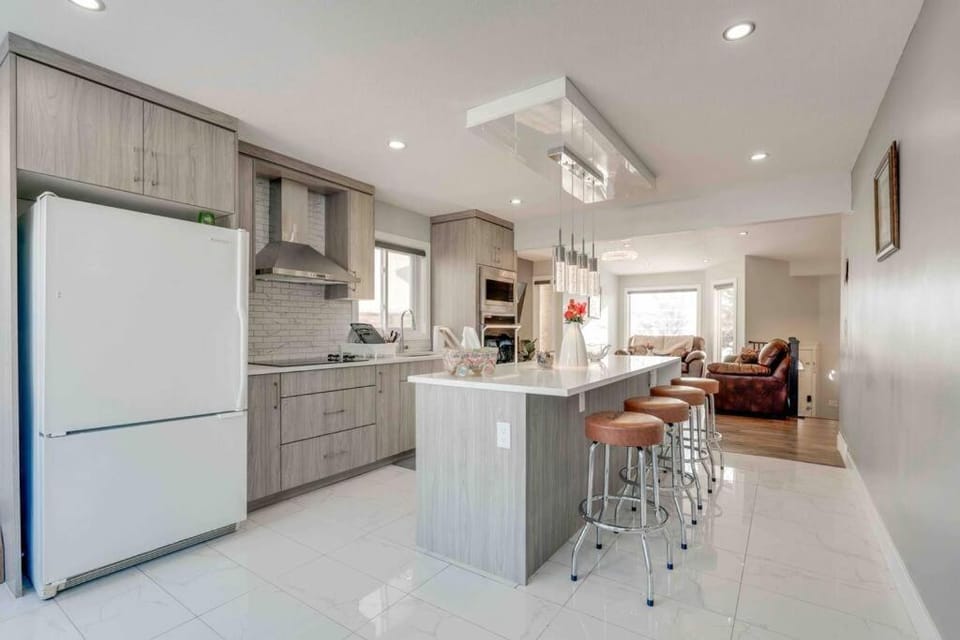 Kitchen or kitchenette, Living room, Dining area, minibar, pet friendly, stove