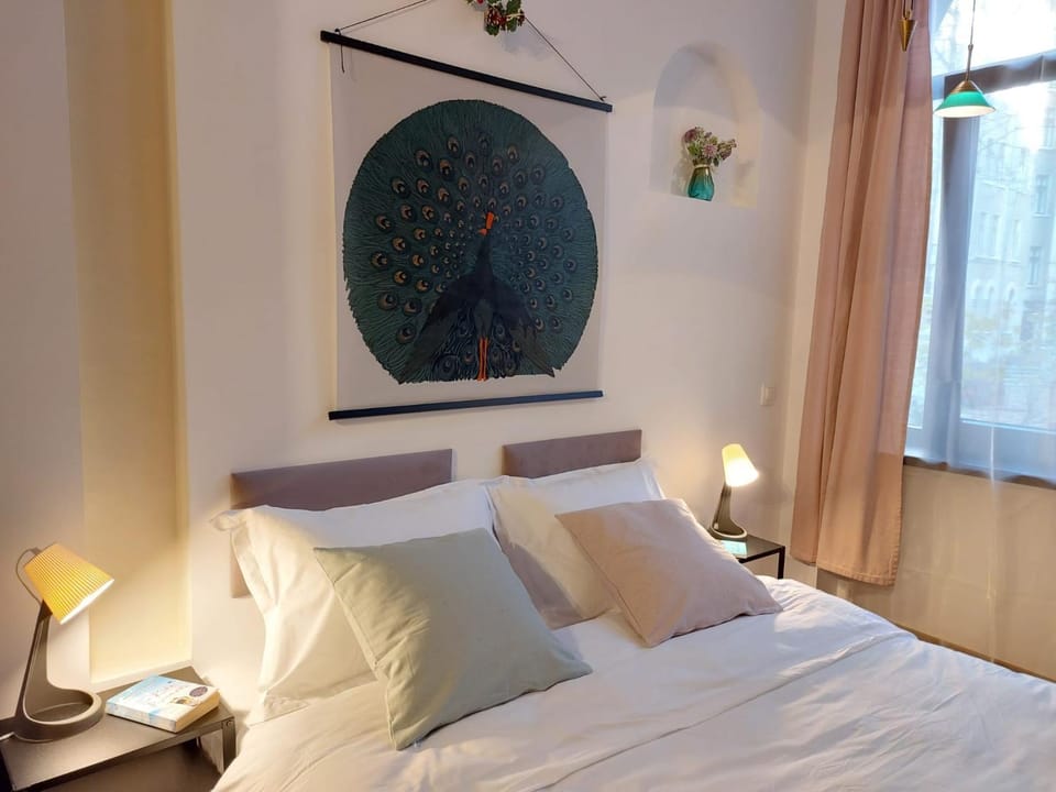 Sweet Dreams Suites Cosy Studio Piata Romana Apartment in Bucharest