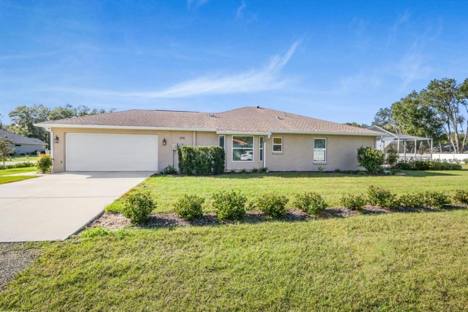 Withlacoochee Trail Getaway - Private Pool - 3bedrooms House in Inverness