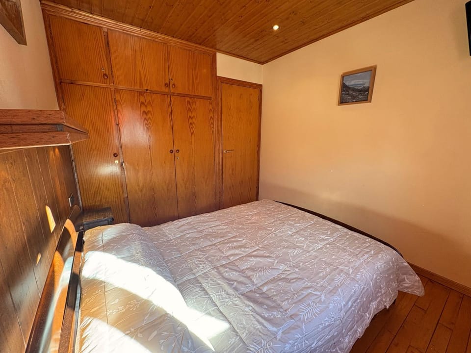 Chimenea, confort moderno y madera - Falcó 2 Apartment in Pla de l'Ermita