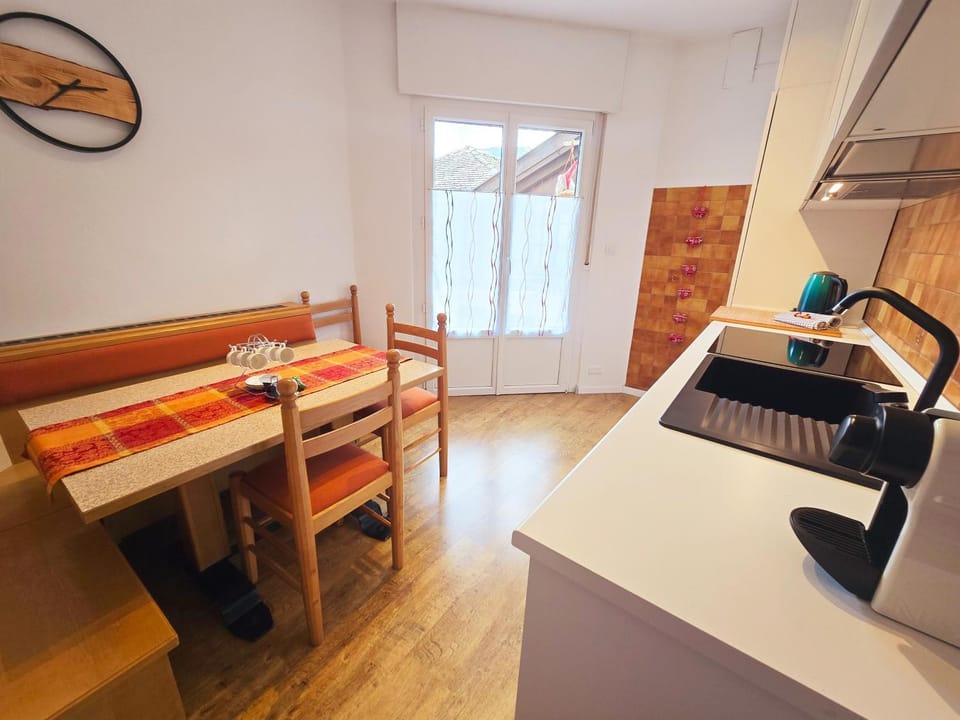 Kitchen or kitchenette, kitchen