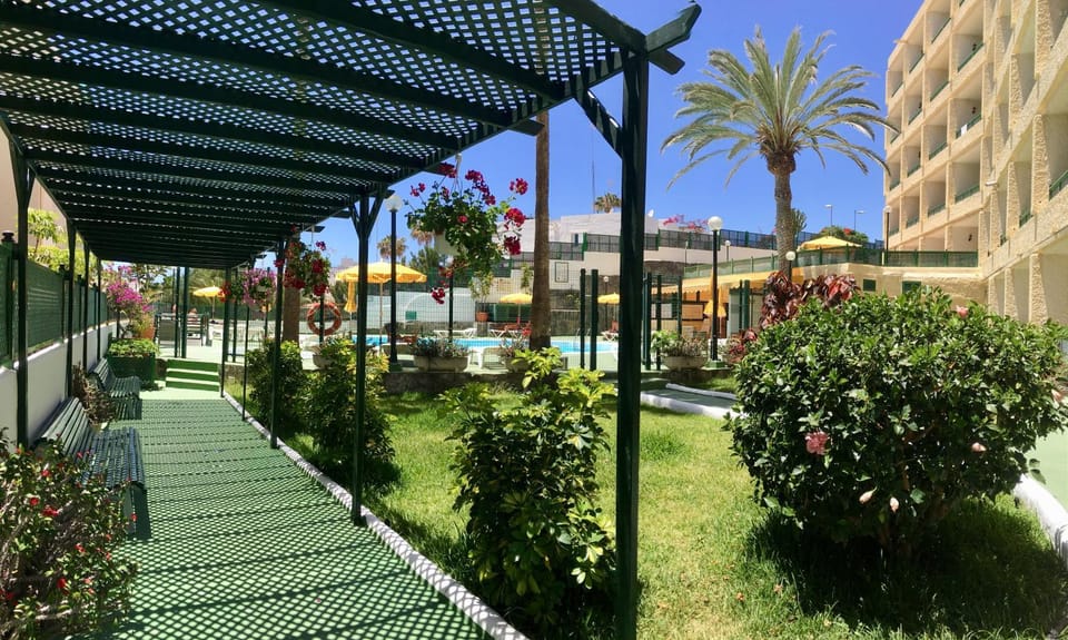 Day, Garden, Balcony/Terrace, On site, Garden view, Pool view, Swimming pool