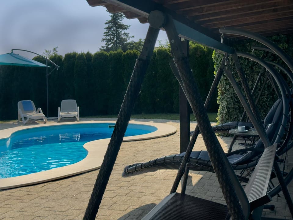 Patio, Swimming pool