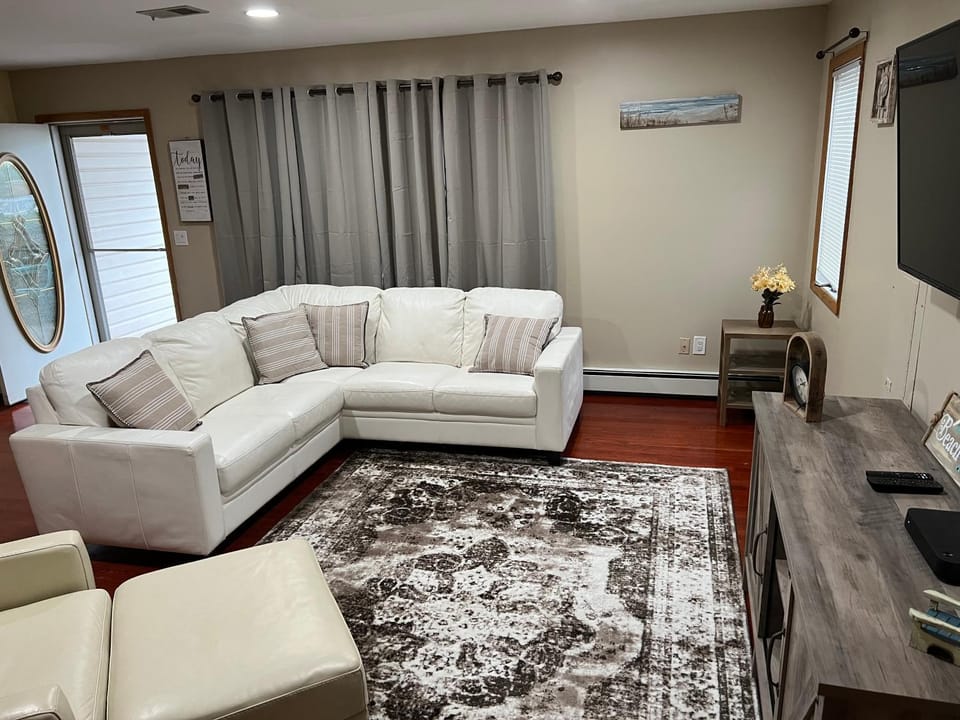 Shore house on Pelican Island! Apartment in Seaside Heights
