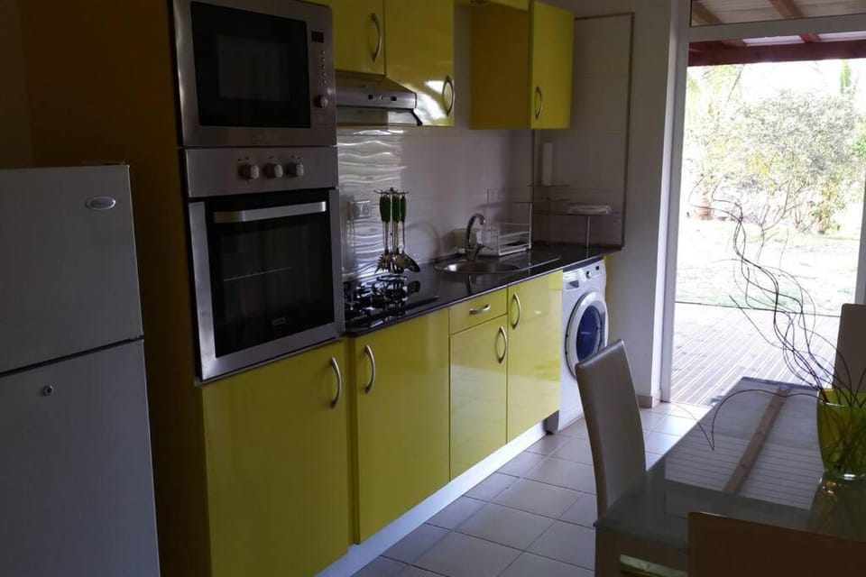 SAINTE-ANNE, LOCATION T2 SUN HOLLIDAYS Apartment in Sainte-Anne