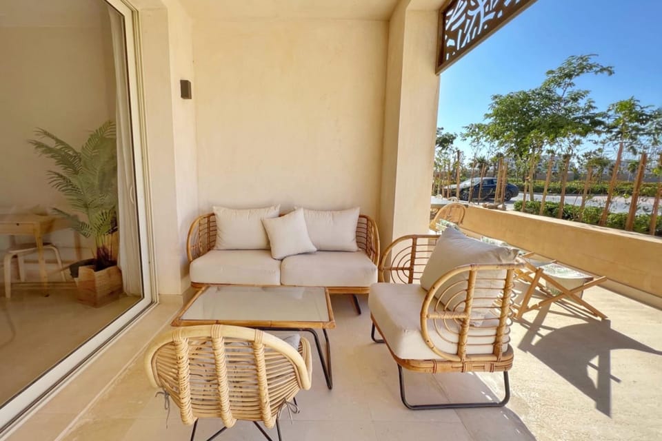 Day, View (from property/room), Seating area