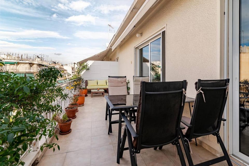 Patio, Balcony/Terrace, Seating area, Dining area