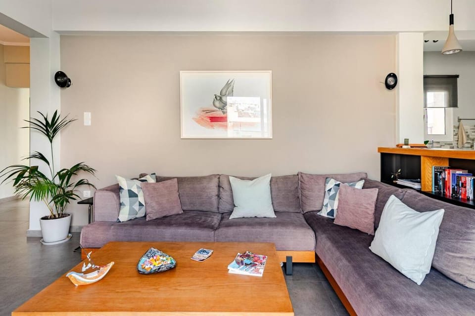 Library, Living room, Seating area