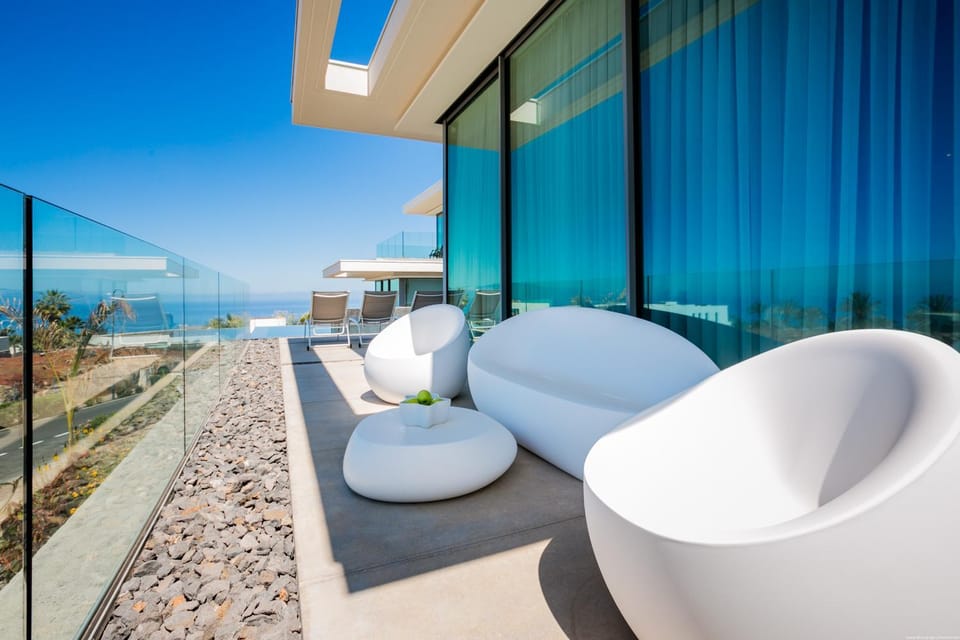 Natural landscape, View (from property/room), Balcony/Terrace, Sea view
