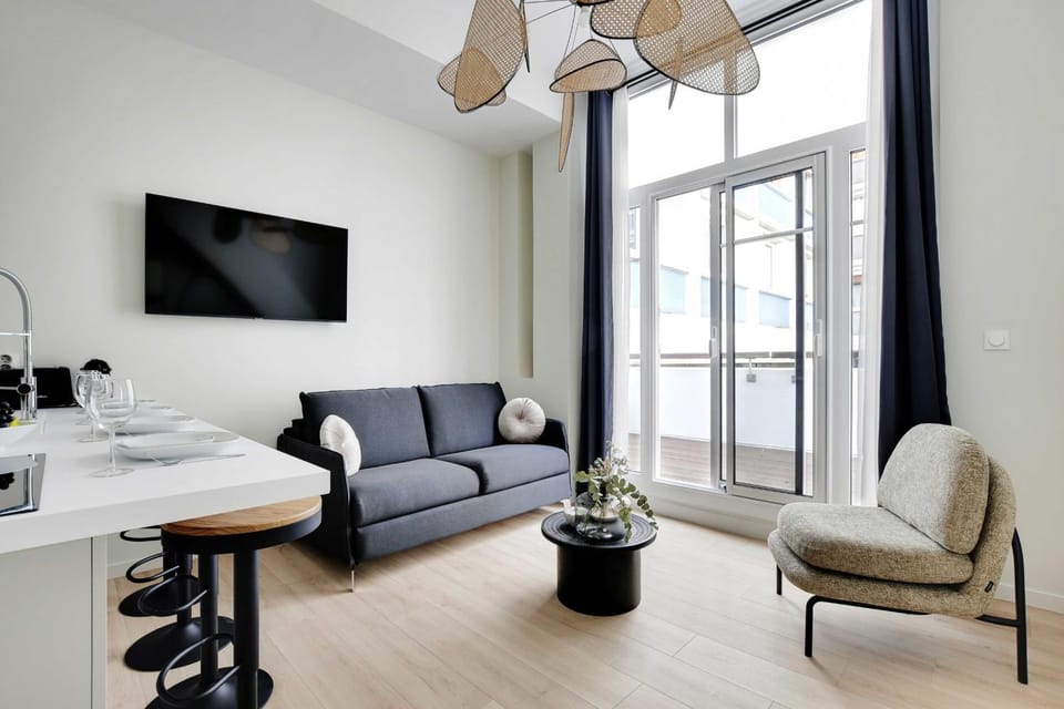 TV and multimedia, Living room, Seating area