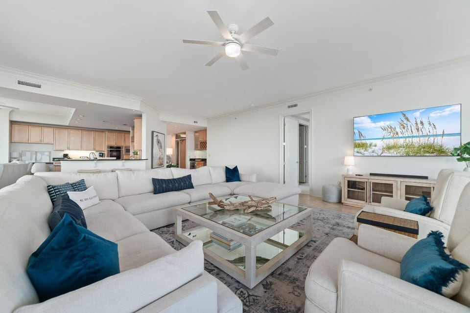 Mediterranean West 302 House in Ono Island