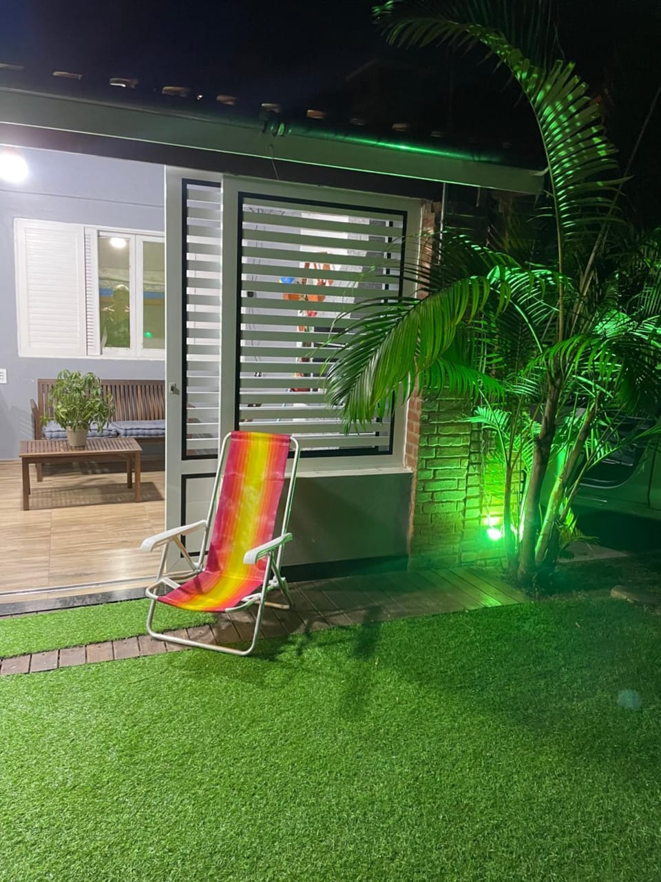 Casa em Itanhaém Pé na Areia ! A 100 metros do mar House in Itanhaém