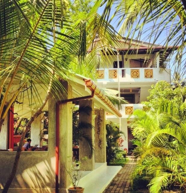 Sunil Garden Guesthouse Bed and Breakfast in Southern Province