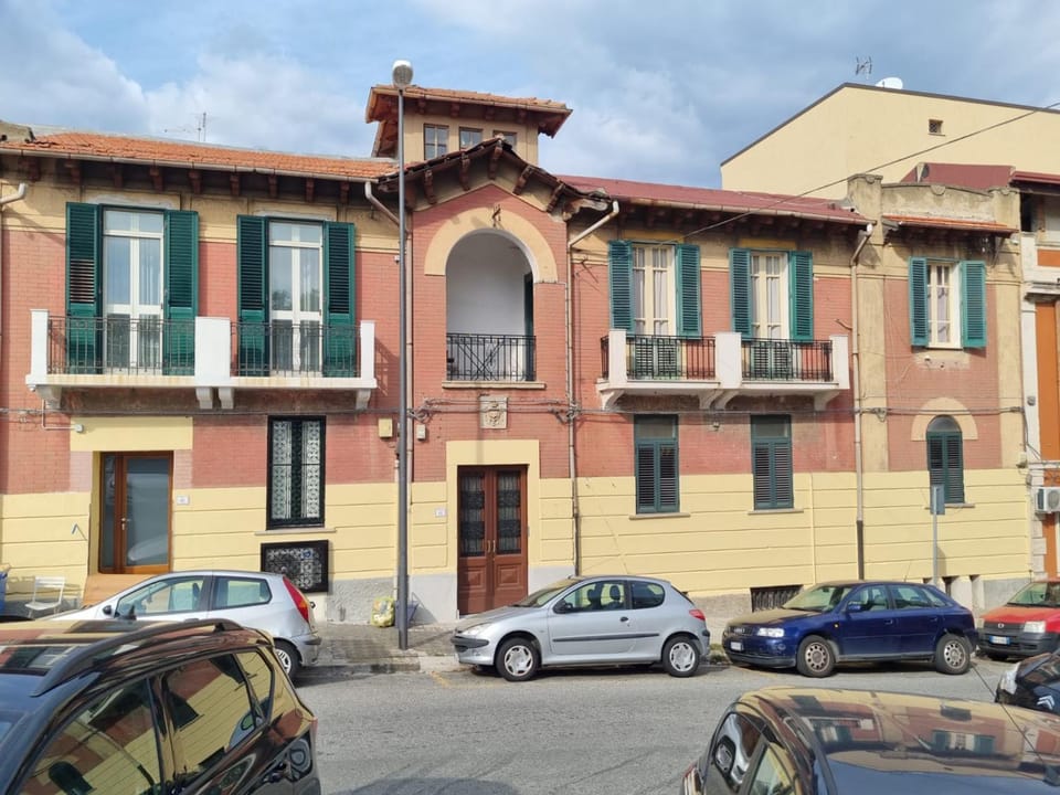 Property building, Location, Parking