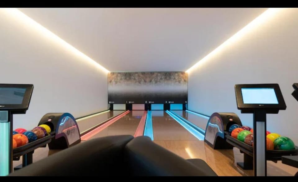 Bowling