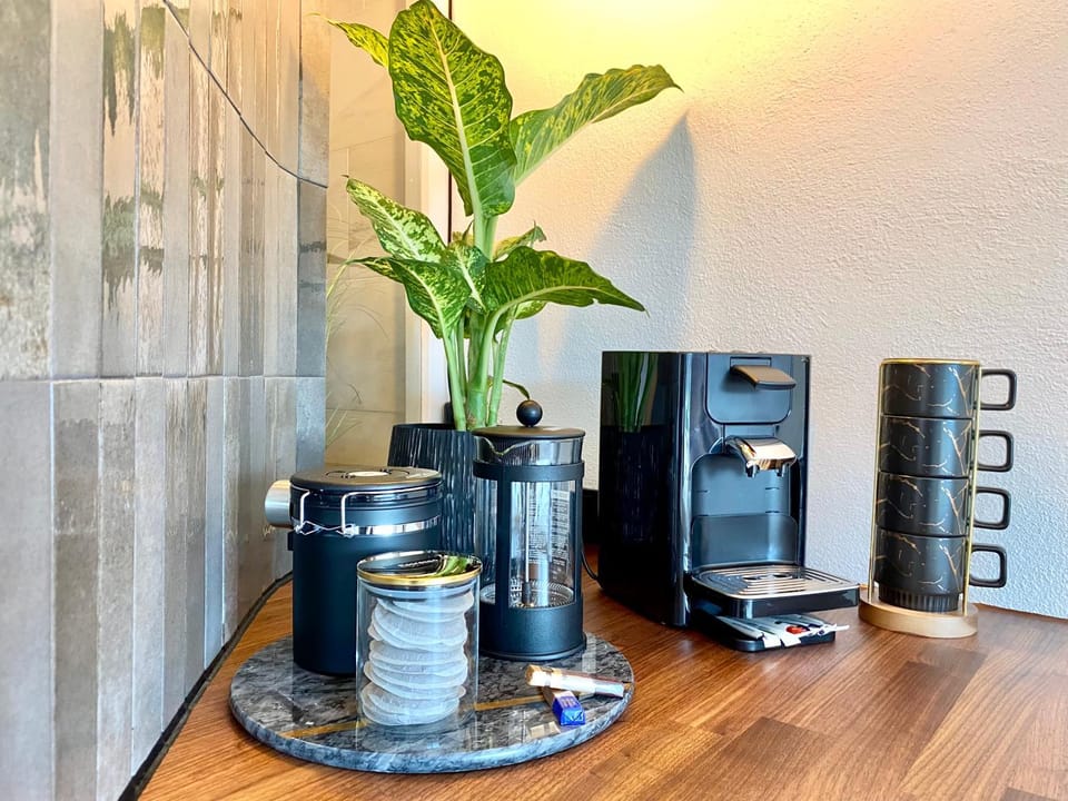 Coffee/tea facilities, Kitchen or kitchenette, toaster