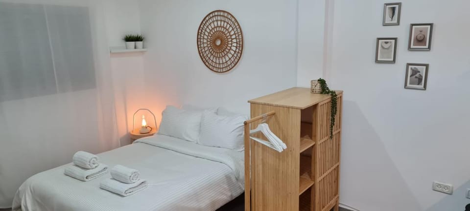 Desert Shine Apartment in South District