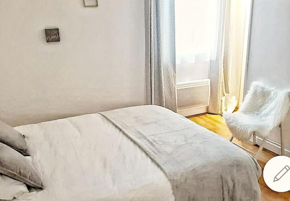 L'escale Cocooning Appartement T2 Centre 3 Étoiles Apartment in Occitanie