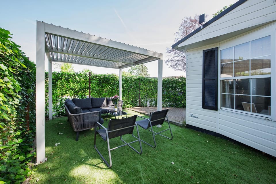 Property building, Day, Garden, Seating area, Garden view