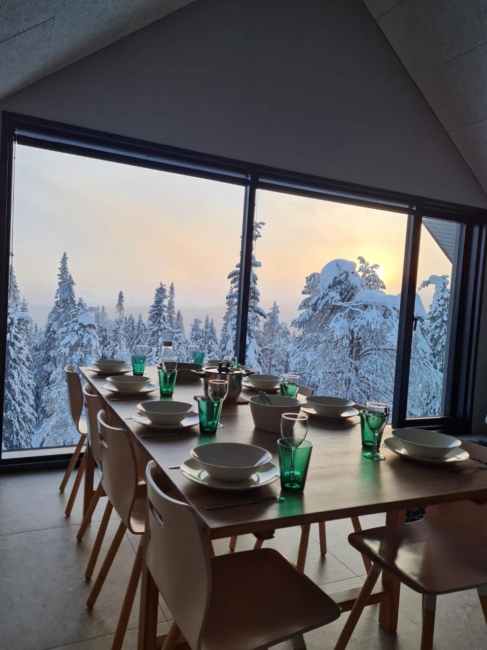 Winter, Dining area