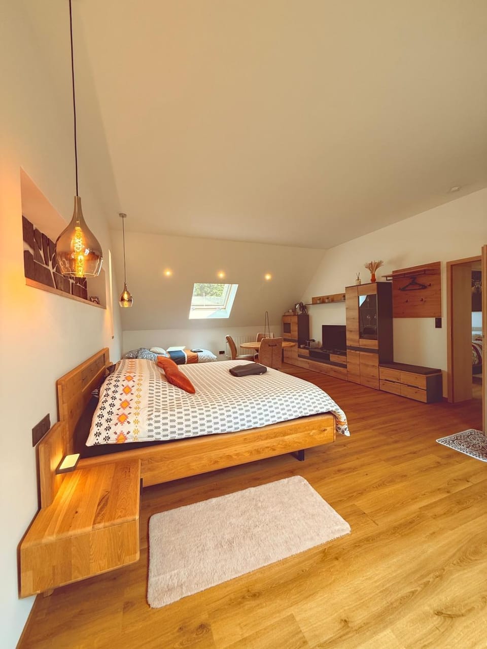 Photo of the whole room