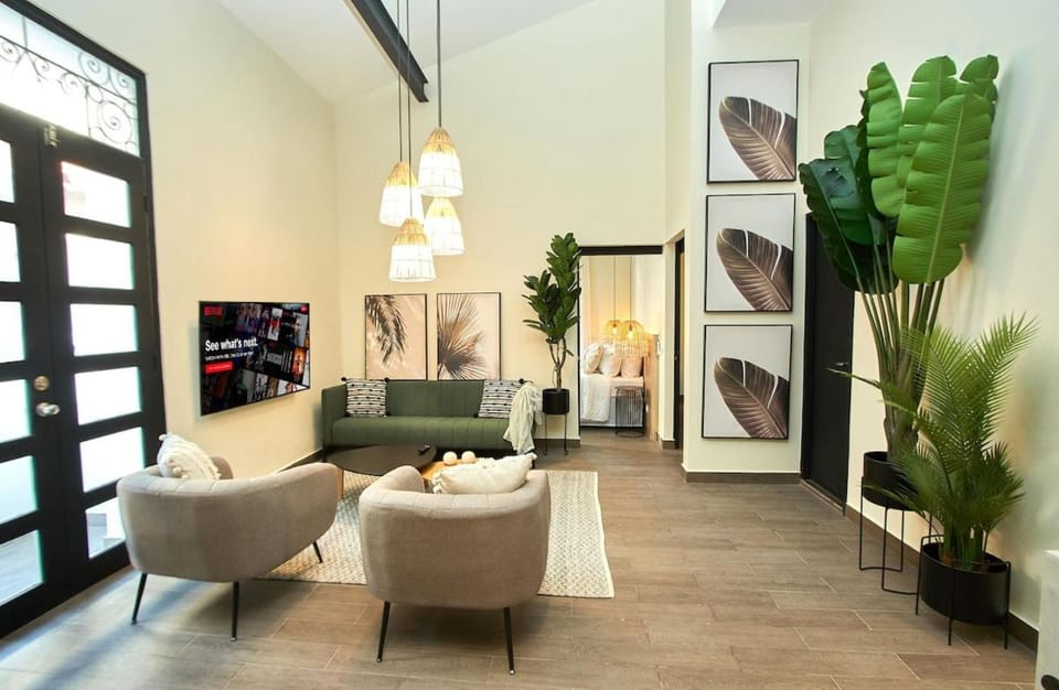 Communal lounge/ TV room, Living room