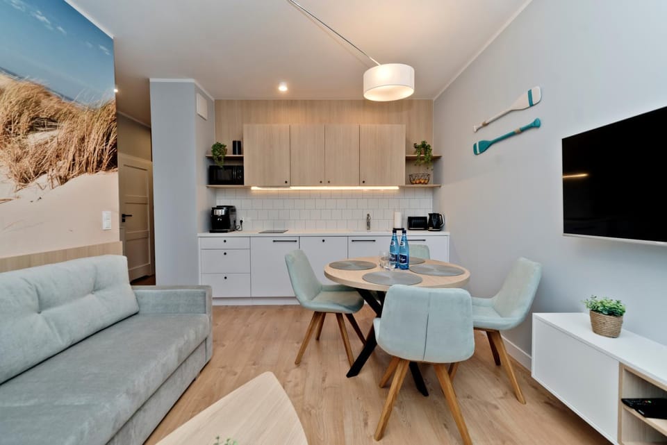 Kitchen or kitchenette, Living room, Dining area