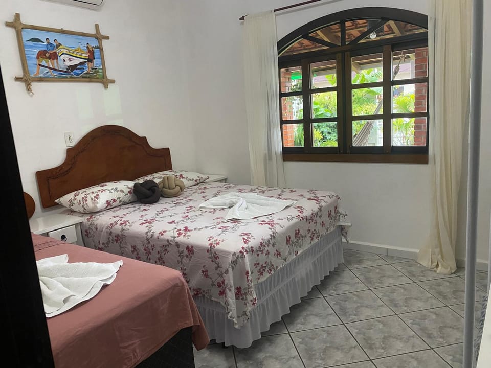 Casa a uns passos do Beto Carrero para 12 pessoas House in Penha