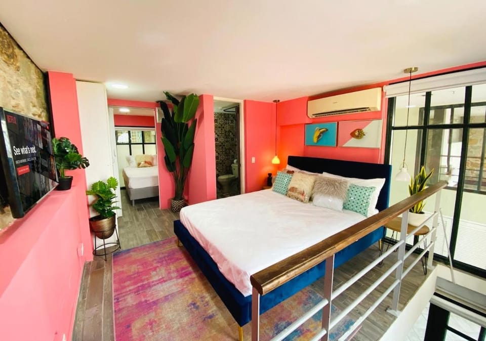 Bed, TV and multimedia, Other, Photo of the whole room, Bedroom, internet, air conditioner