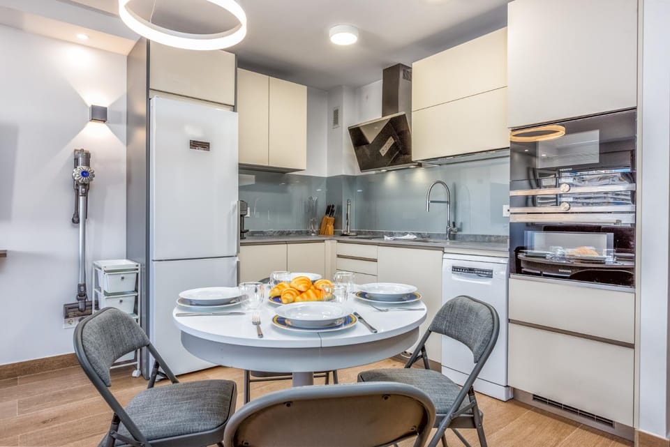 Lovely one bedroom by the beach in Puerto Banus Apartment in Marbella