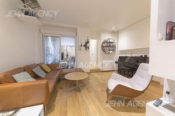 Paris 75011 Apartment in Paris