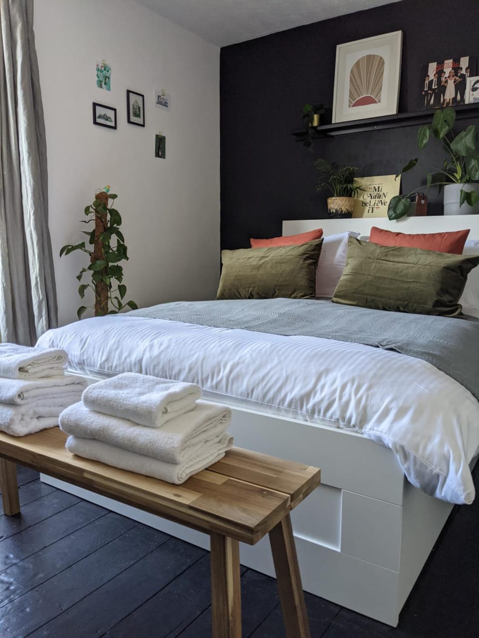 Bed, Bedroom