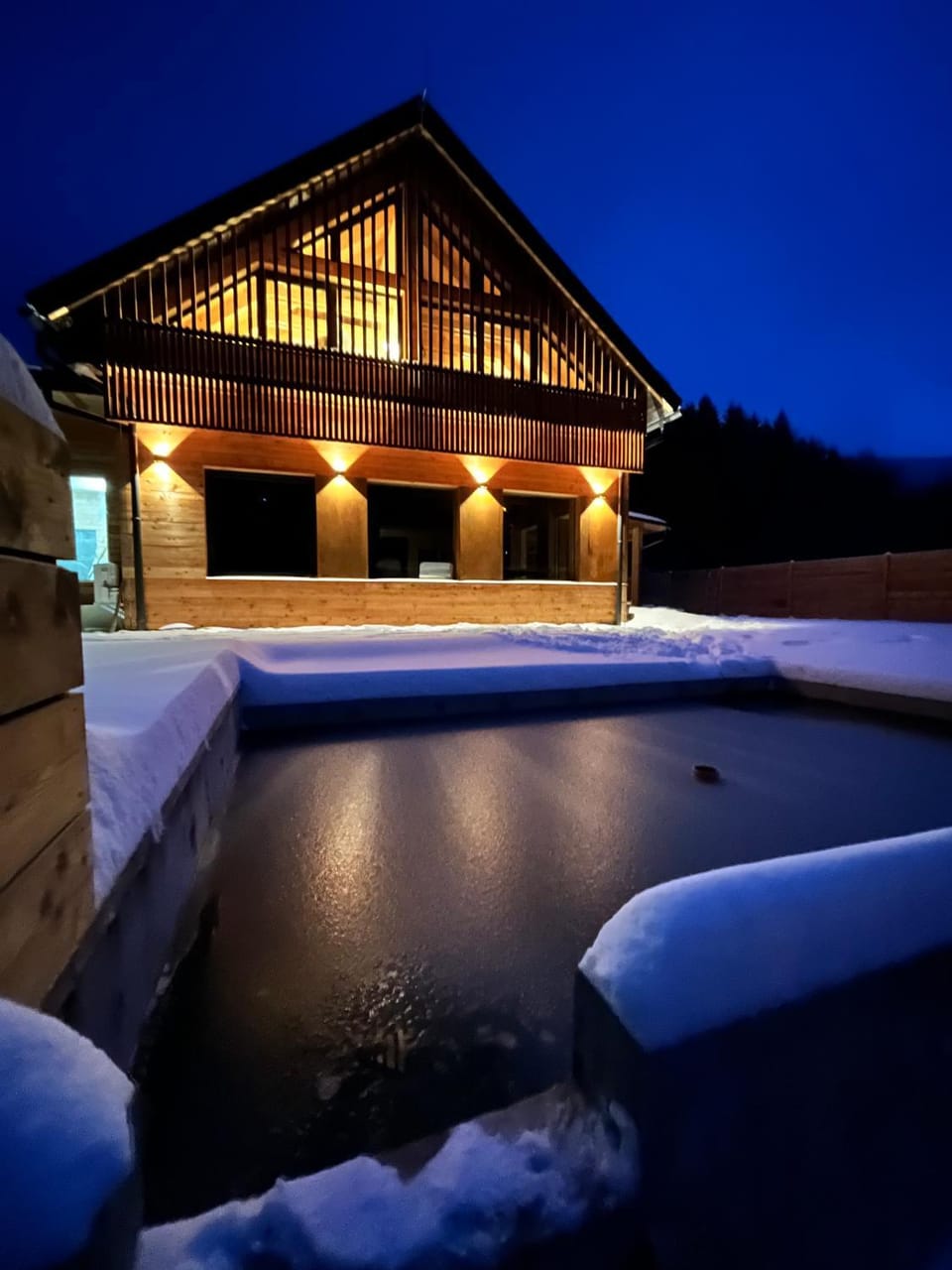 Property building, Swimming pool