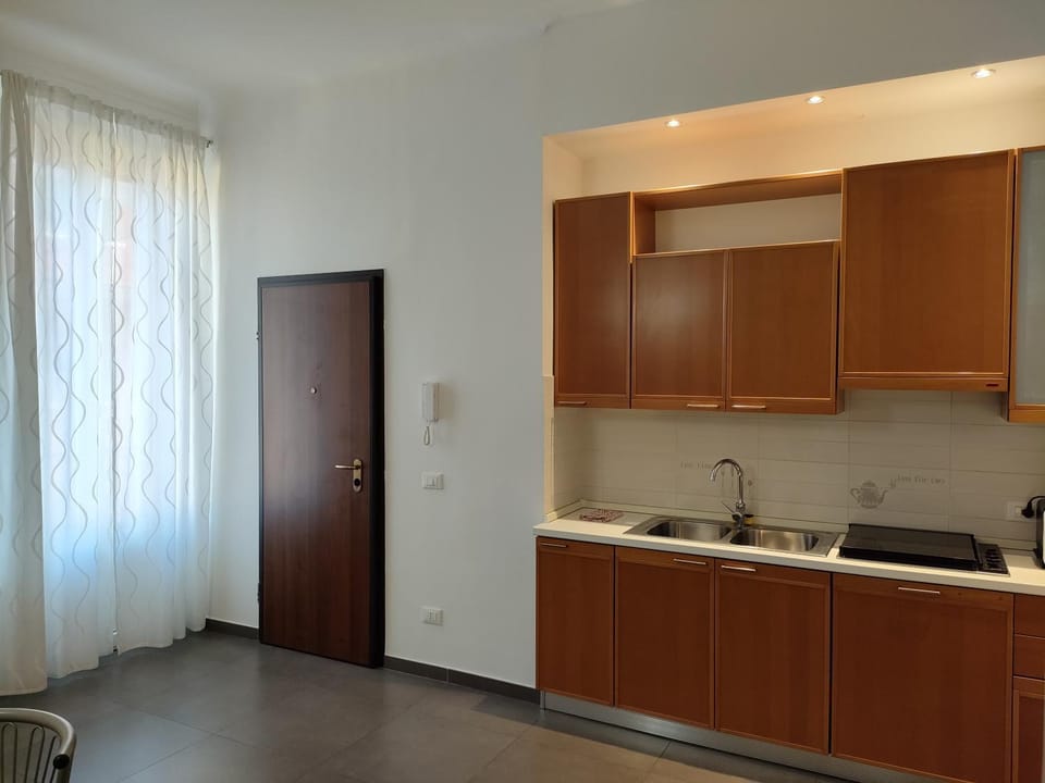 Kitchen or kitchenette, stove