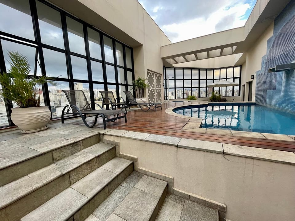 Swimming pool, Swimming pool