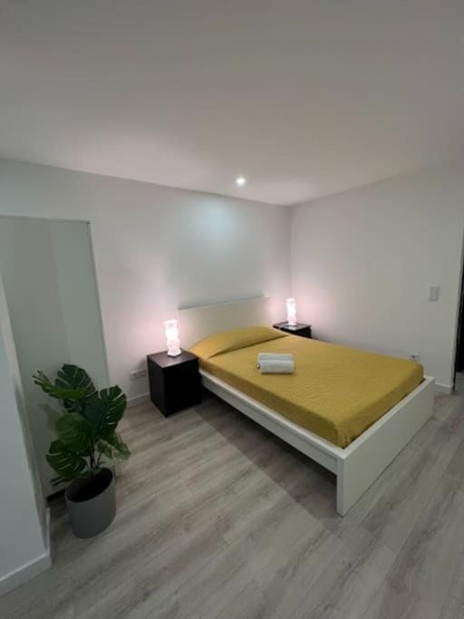 OPO - Fantastic studio with garden Apartment in Porto
