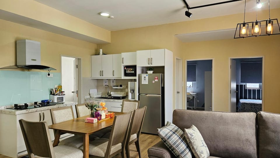 Kitchen or kitchenette, Living room, Dining area