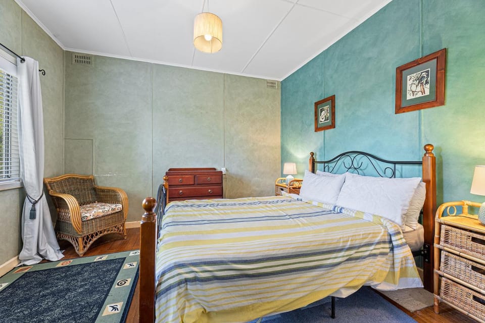 15 Clarke Street Narooma House in Narooma
