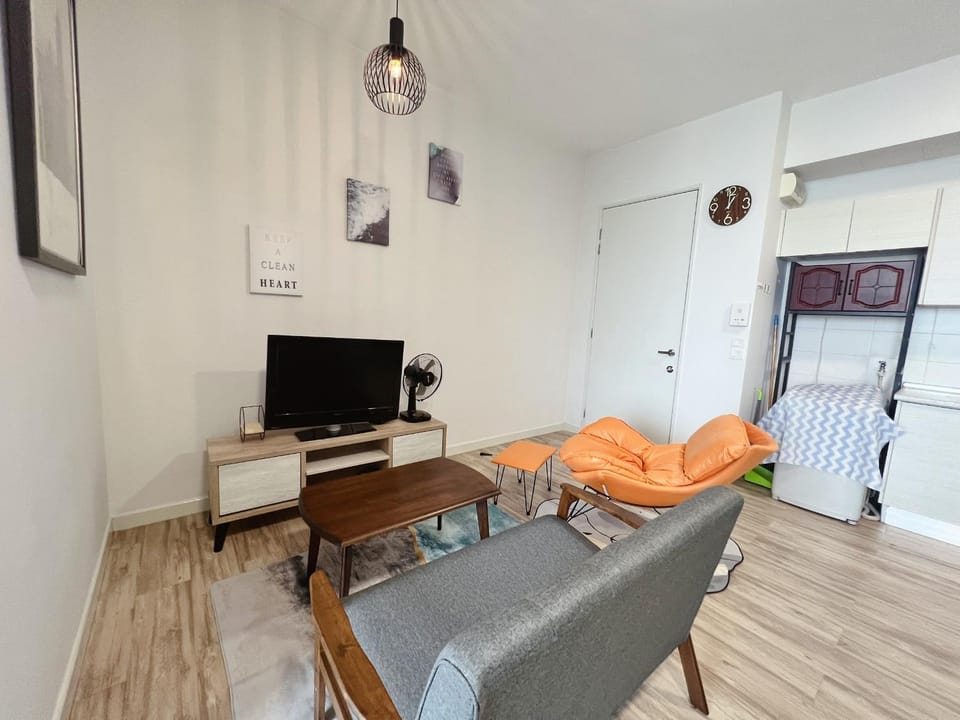 TV and multimedia, Living room, Seating area