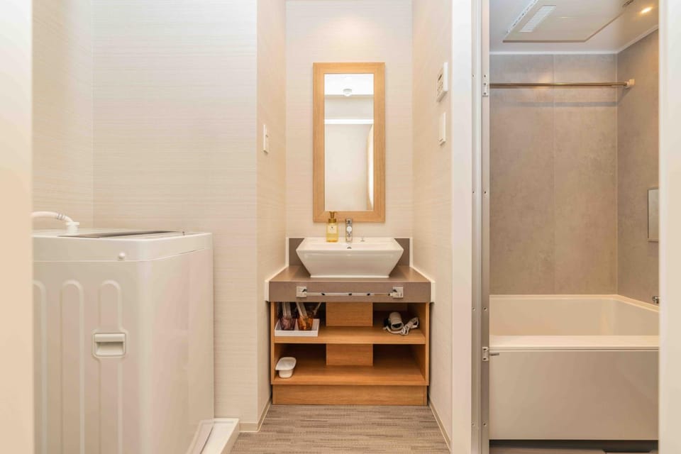 Bathroom, Bath
