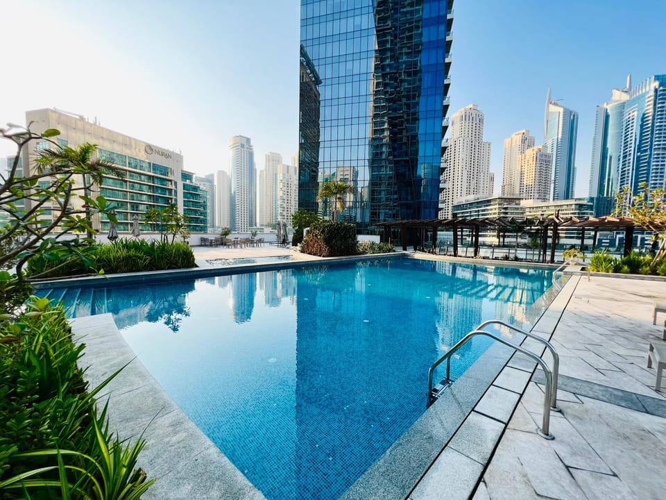 Property building, Day, City view, Pool view, Swimming pool, Swimming pool