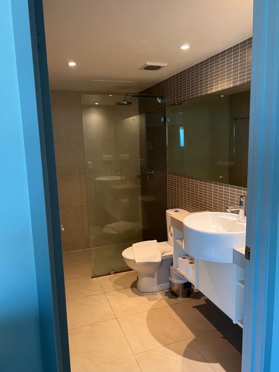 Pandanas 15th floor (Water, City & Sunset views) Apartment in Darwin