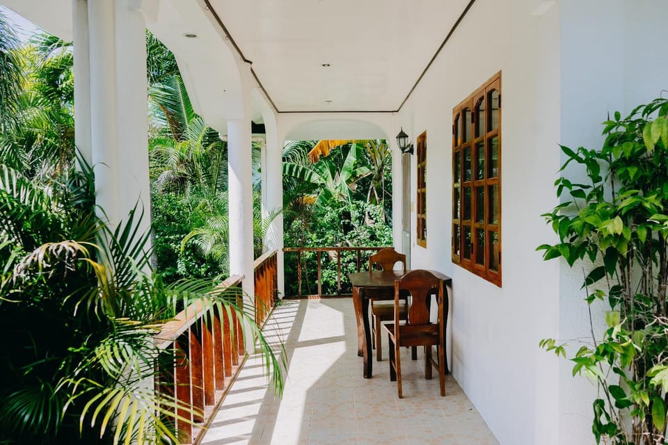 Patio, Day, Garden, View (from property/room), Balcony/Terrace, Dining area, Garden view